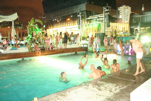 Veer on Saturday Night
